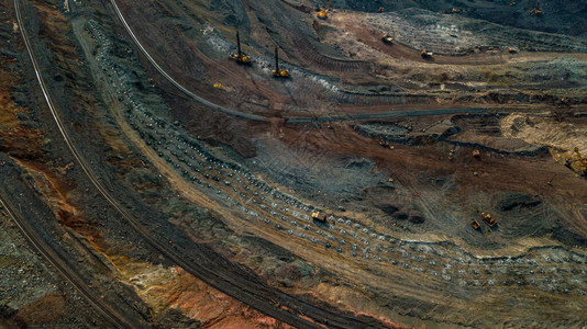 露天矿山开采图与矿山开采概述