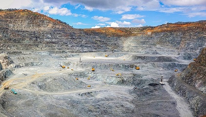 福莱特33.8亿收购矿山，一年净增3亿利润前景与不确定性分析